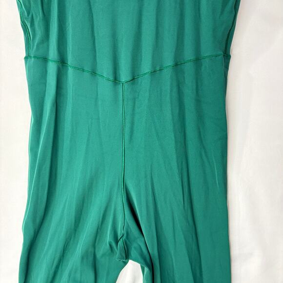 Offline by Aerie Size M Real Me Xtra Green Flare Jumpsuit One Piece Workout Yoga - Picture 11 of 14